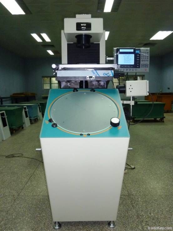 &Iuml;†350 Digital Measuring Projector