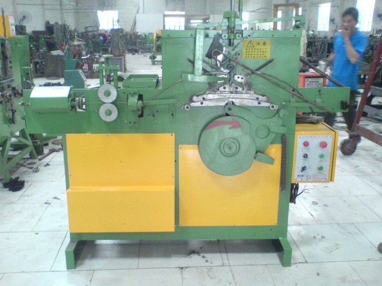 Galvanized wire hanger making machine