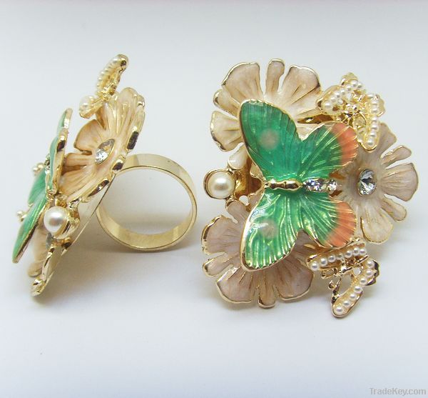 Enamel butterfly ring