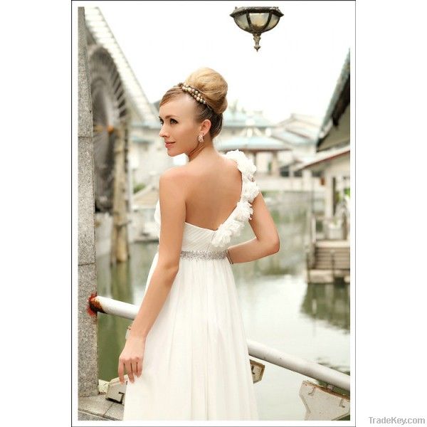 Hot sale white charming wedding dress