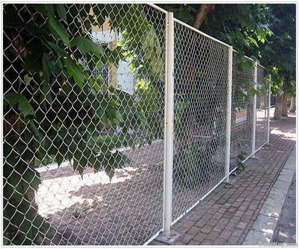 chain link temporary fence