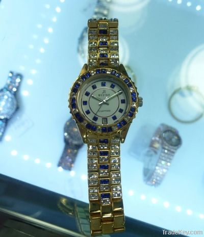 luxury ladies brass watch with daimond