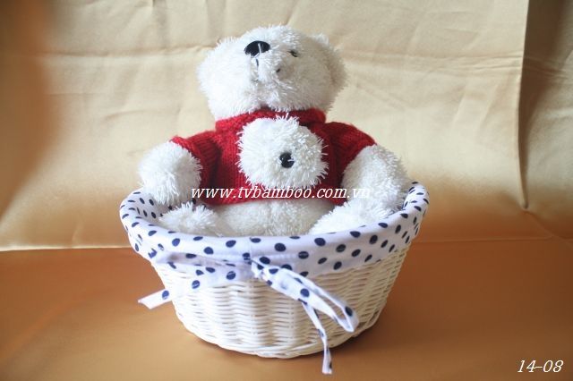 Rattan basket lined with cloth
