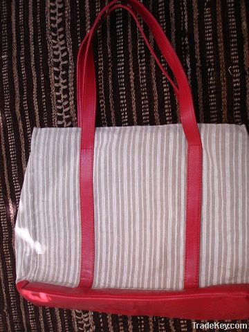 handmade bags, straw products, wool products and other handcrafts
