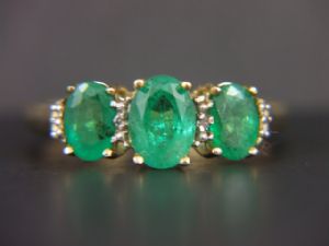 Genuine 1.51ct Emerald Diamond Ring 10KT Yellow Gold