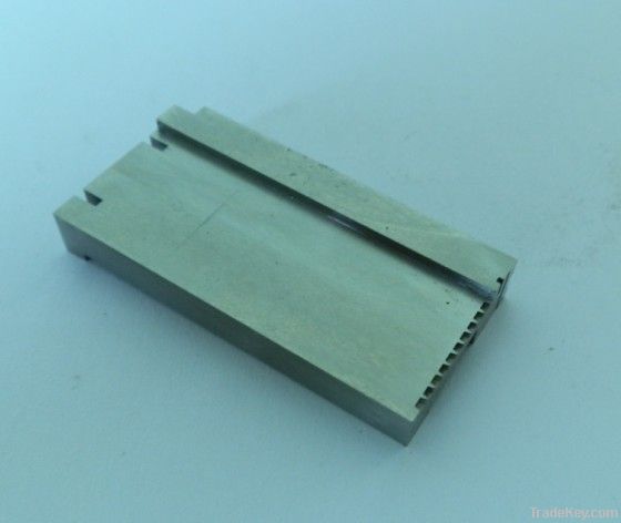 Precision mould  part for household mould