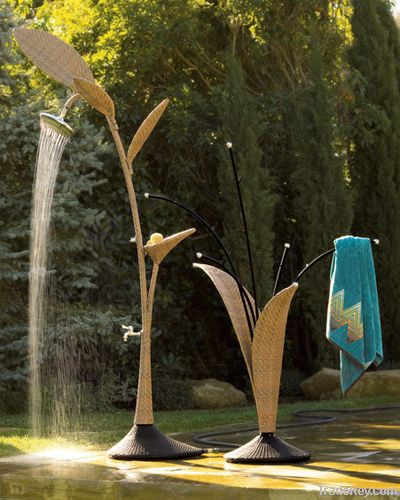 GOGOHOME Rattan/ Wicker Shower, Outdoor Shower