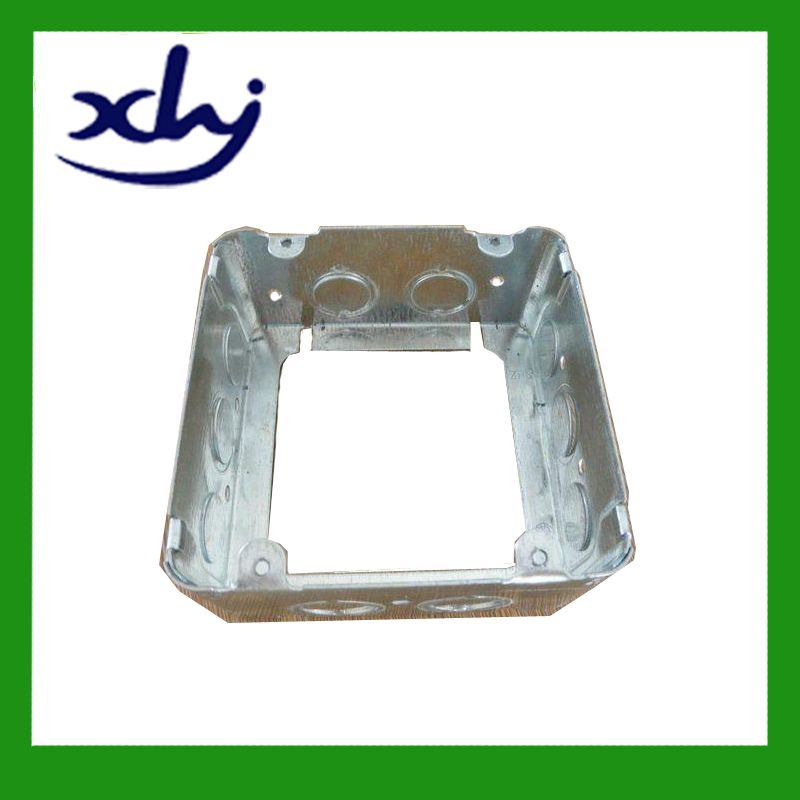 square electrical outlet box made of galvanized steel