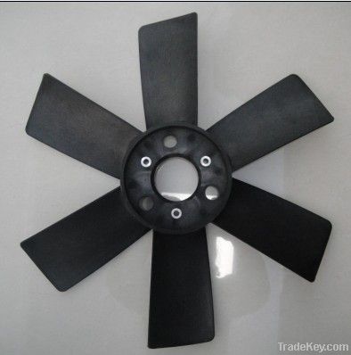 black plastic fan blade