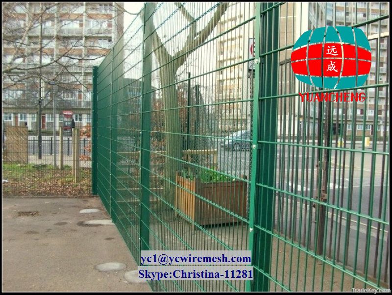 Welded Wire Mesh Fence