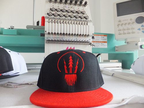2012 Custom Made Snap Back Caps With Your Design Logo