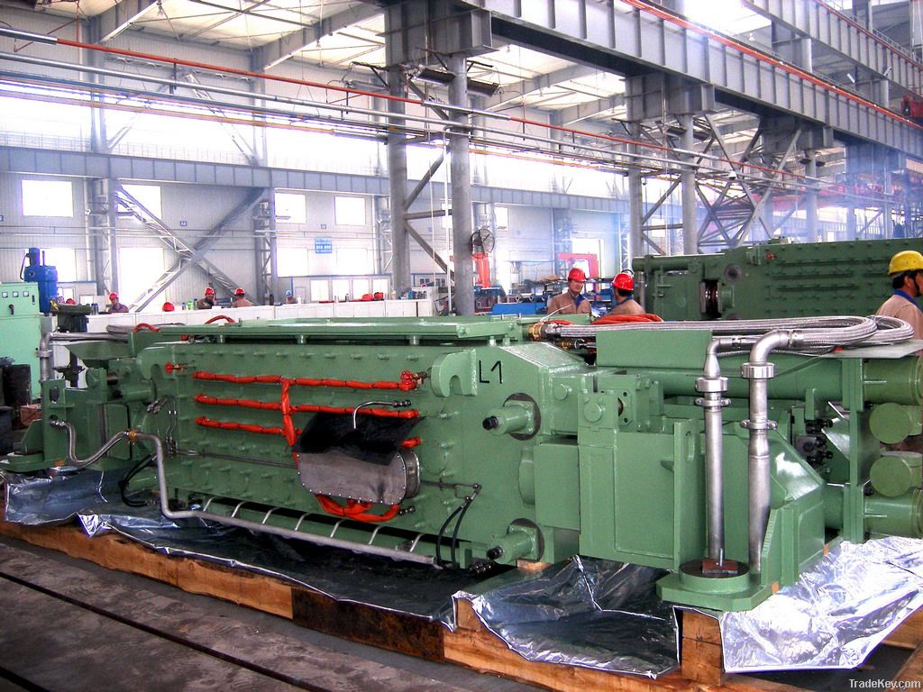 Straight-type CCM mould