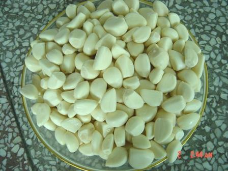 Frozen peeled garlic cloves