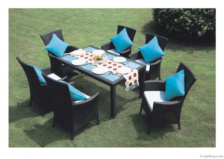 Patio Rattan Dining Tables