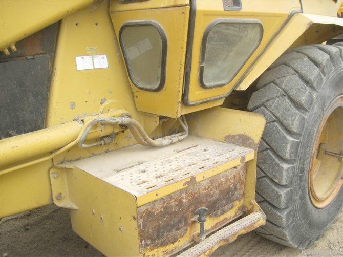 used caterpillar 416B bulldozer