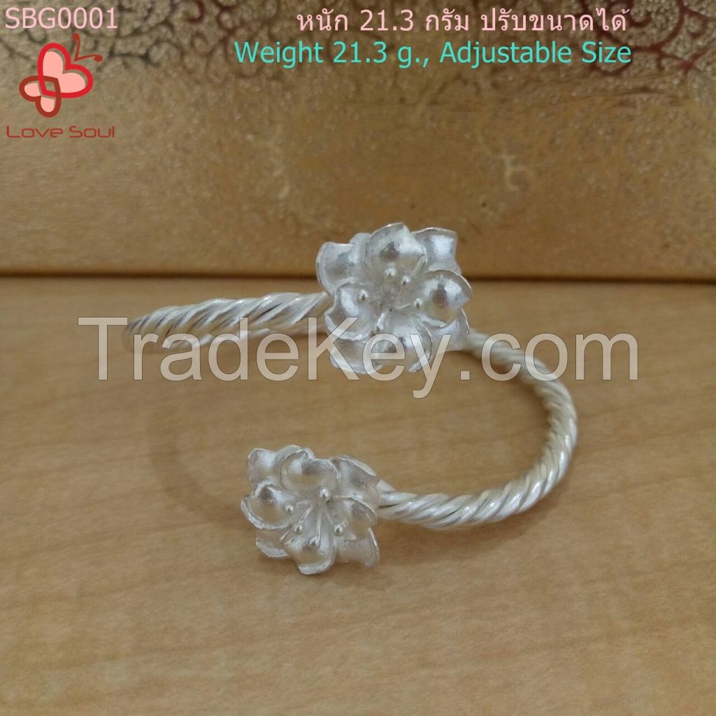 Sukhothai Silver 99.9%, Handmade Flower Bangle SBG0001