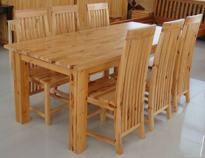 Solid pine dining table & chairs