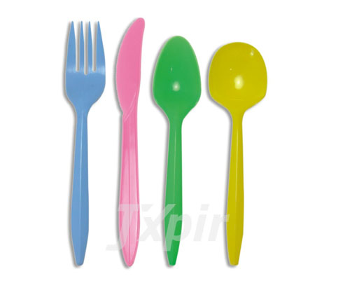 plastic cutlery