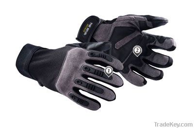 Wear gloves, protective gloves, mechanic gloves