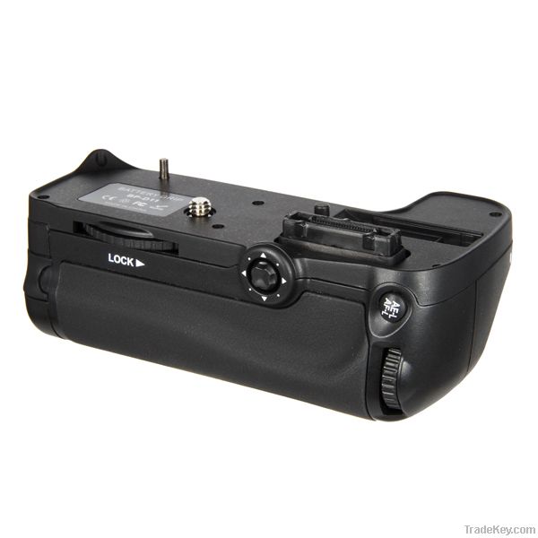 Battery Grip for digital camera Nikon D7000