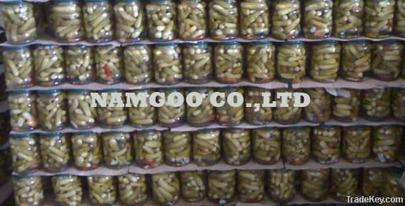 Vietnam Pickled gherkin in Glass JAR 720ml