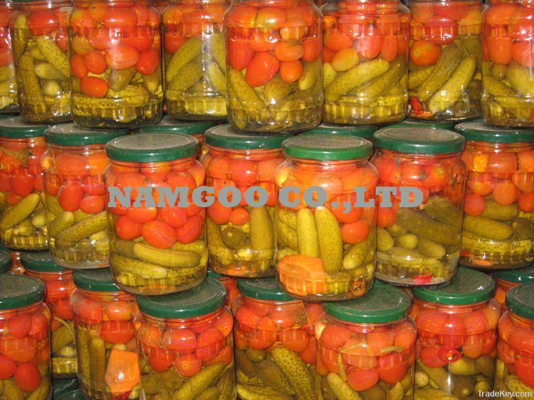 Assorted Tomato and Cucumber in Jar 720ml