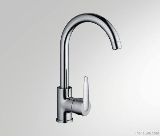 Single handle kitchen faucet mixer