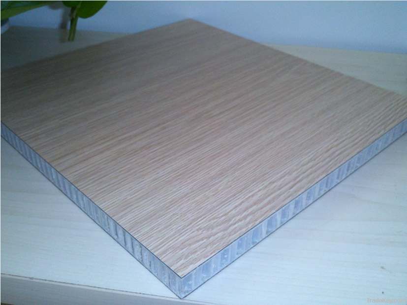 Wood Sandwich Panel with Hoenycomb
