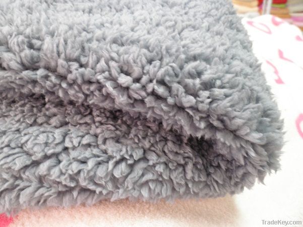 Polyester knitted fleece fabric
