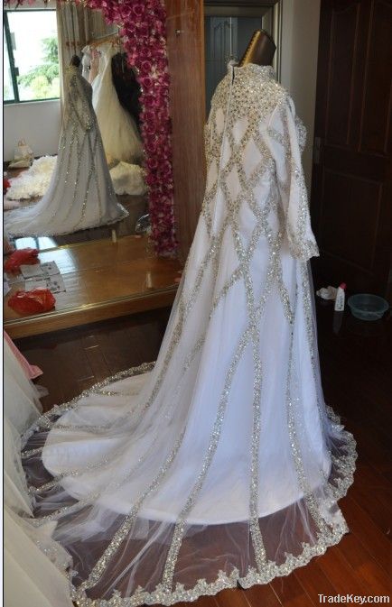 custom make long sleeve Full crystal arabic bridal wedding dress