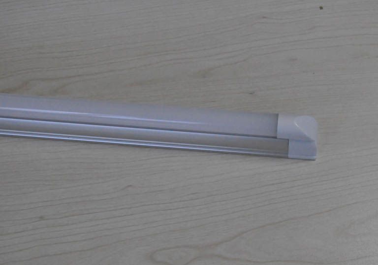 Led Tube Model: BY-09T5-9W-03