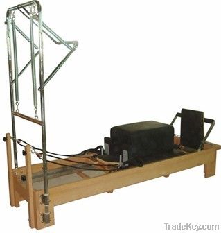 Pilate Reformer with half trapeze