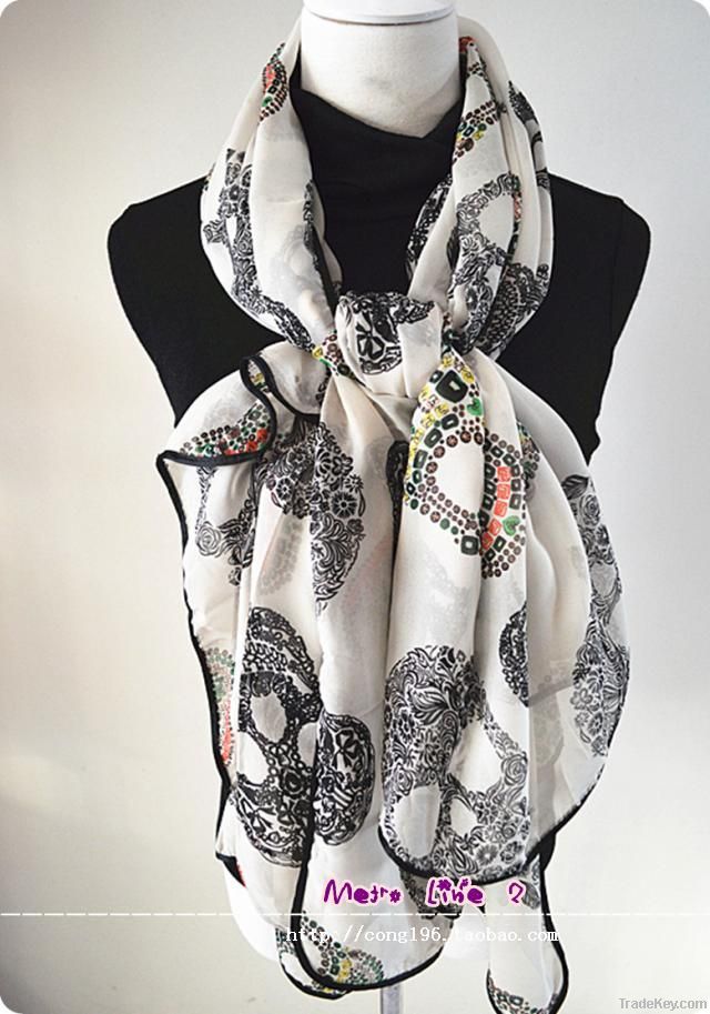 2013 fashon design custom silk scarf women accessories