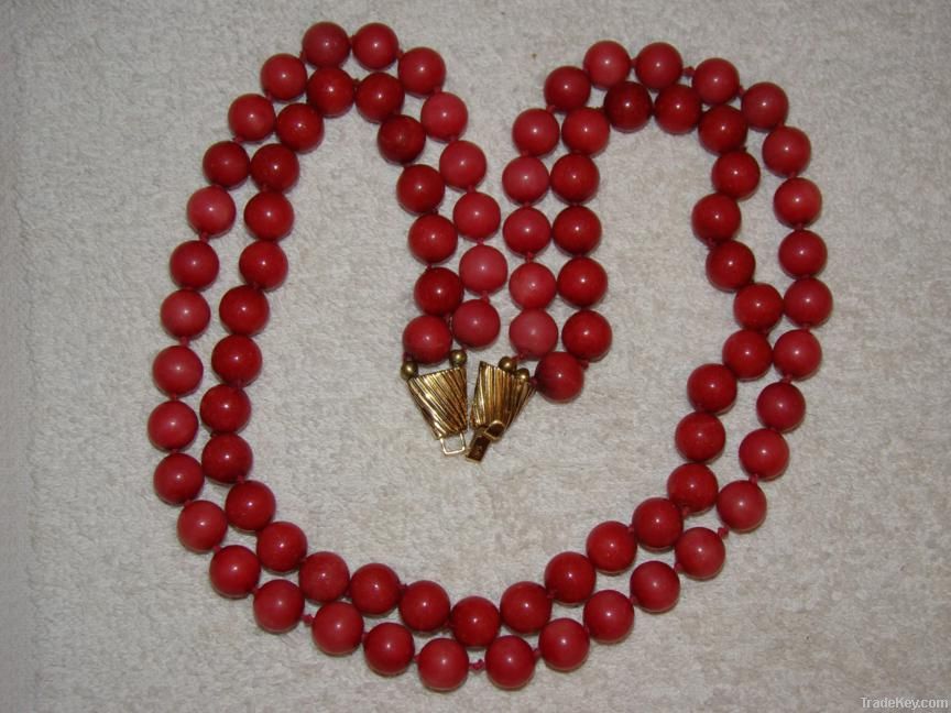 Old amber, Coral, Ivory necklaces and beads