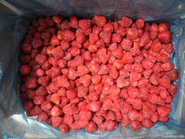 IQF frozen strawberry