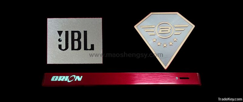 Aluminum embossing nameplate