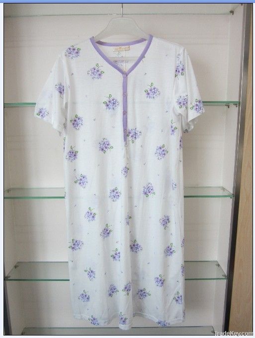 lady`s nightdress short sleeve