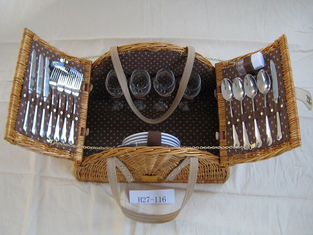 rectangle wicker picnic basket for four