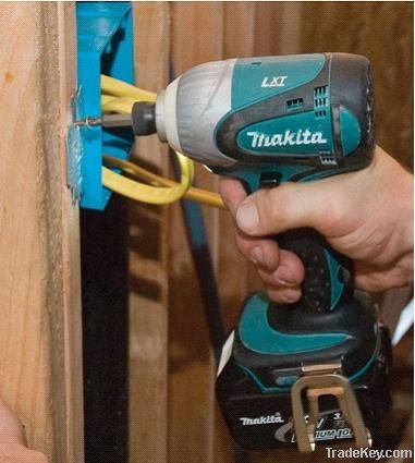 Makita LXT1500 18-Volt LXT Lithium-Ion