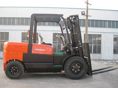 Chinese New Type Diesel Powered Forklift 3T