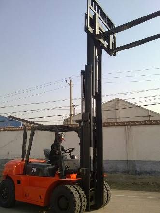 Chinese New Type Diesel Powered Forklift 3T