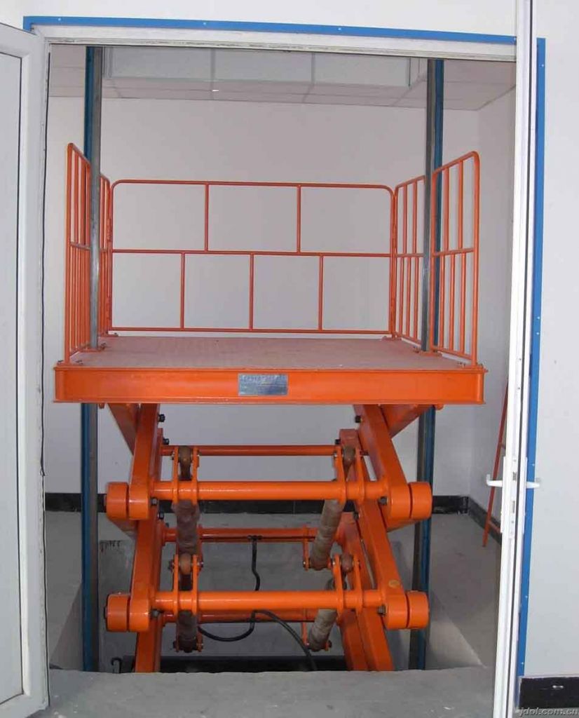 Stationary Scissor Cargo Lift Platform