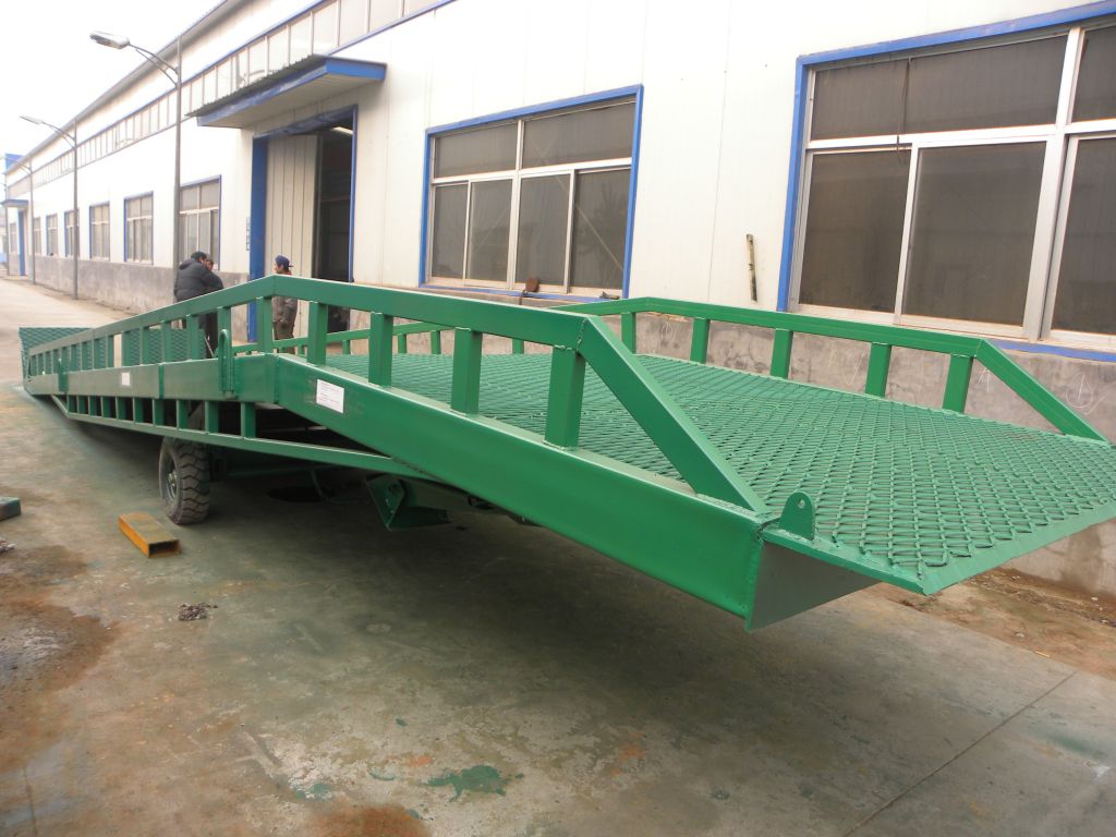 12 Tons Hydraulic Mobile Loading Ramps