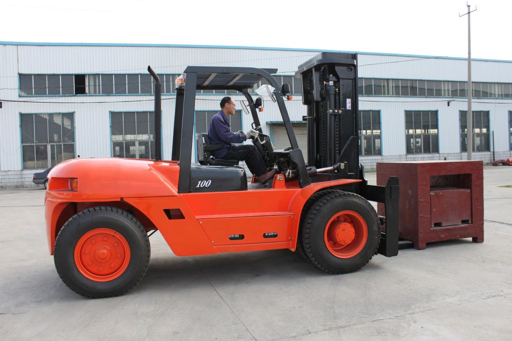 10000kg Diesel Powered Forklift Truck