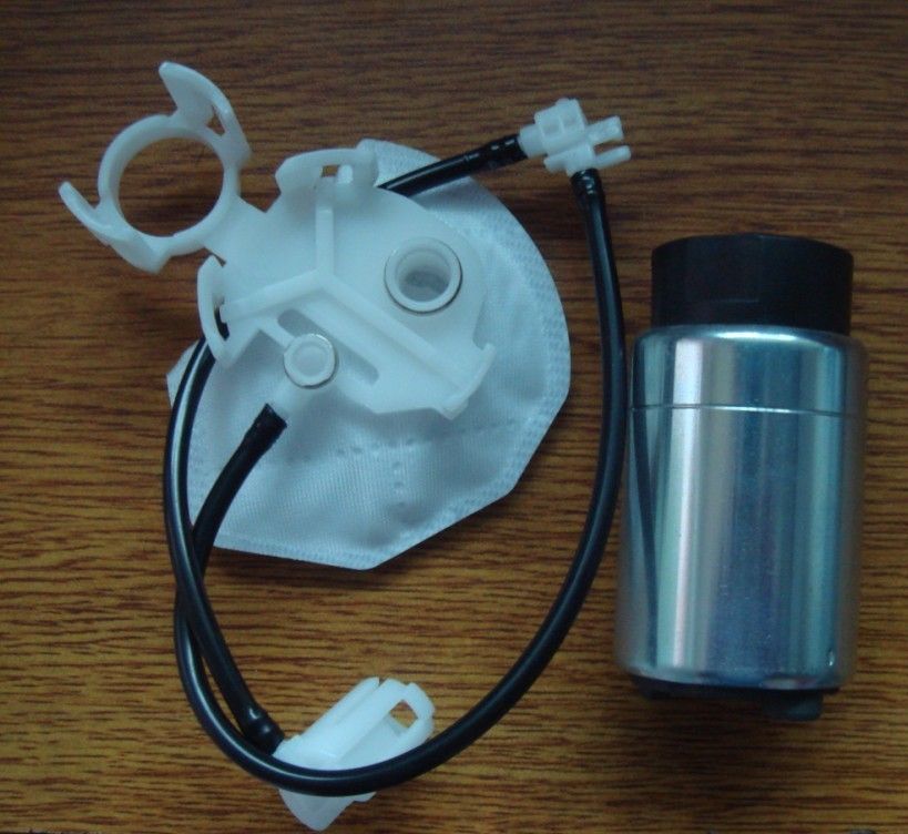 Auto Electric Fuel Pump for Toyota Corolla, Carmy: 29100-0200,23220-0C050, 23220-0P010, 23220-75040