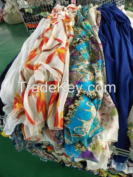 bulk bales top quality  mixed used second hand clothes women silk dress