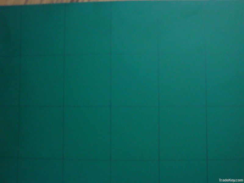 greenboard with  grid line