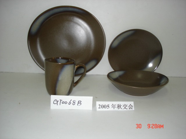 Reactive Glaze Stoneware - Dinnerware