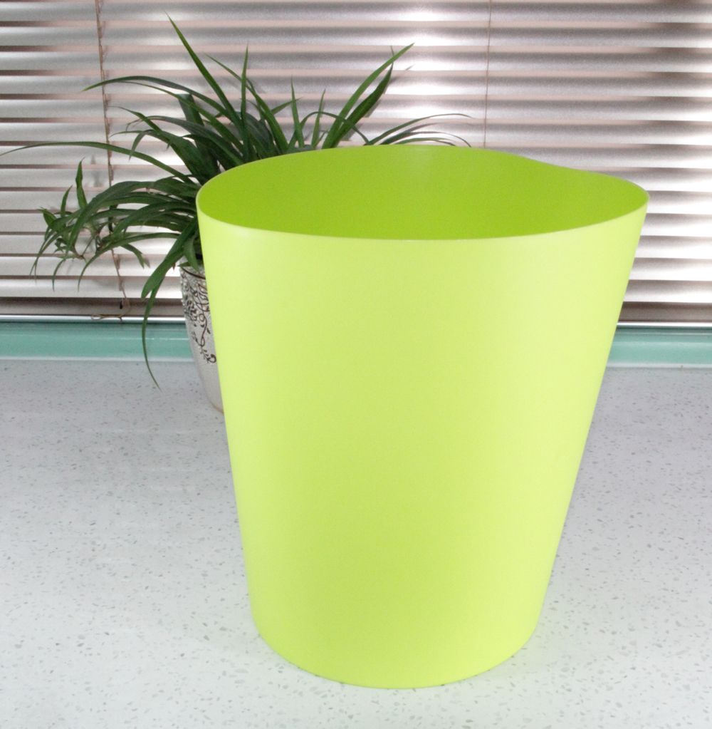 Small plastic dustbin