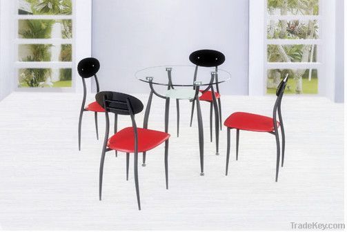 Simple round dining and chairs(one table with four chairs)